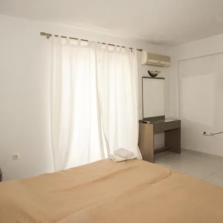 Apartment Pegasus Karavádhos